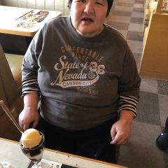 デザートにコーヒーゼリーです。アイスものっかってボリュームアップ。